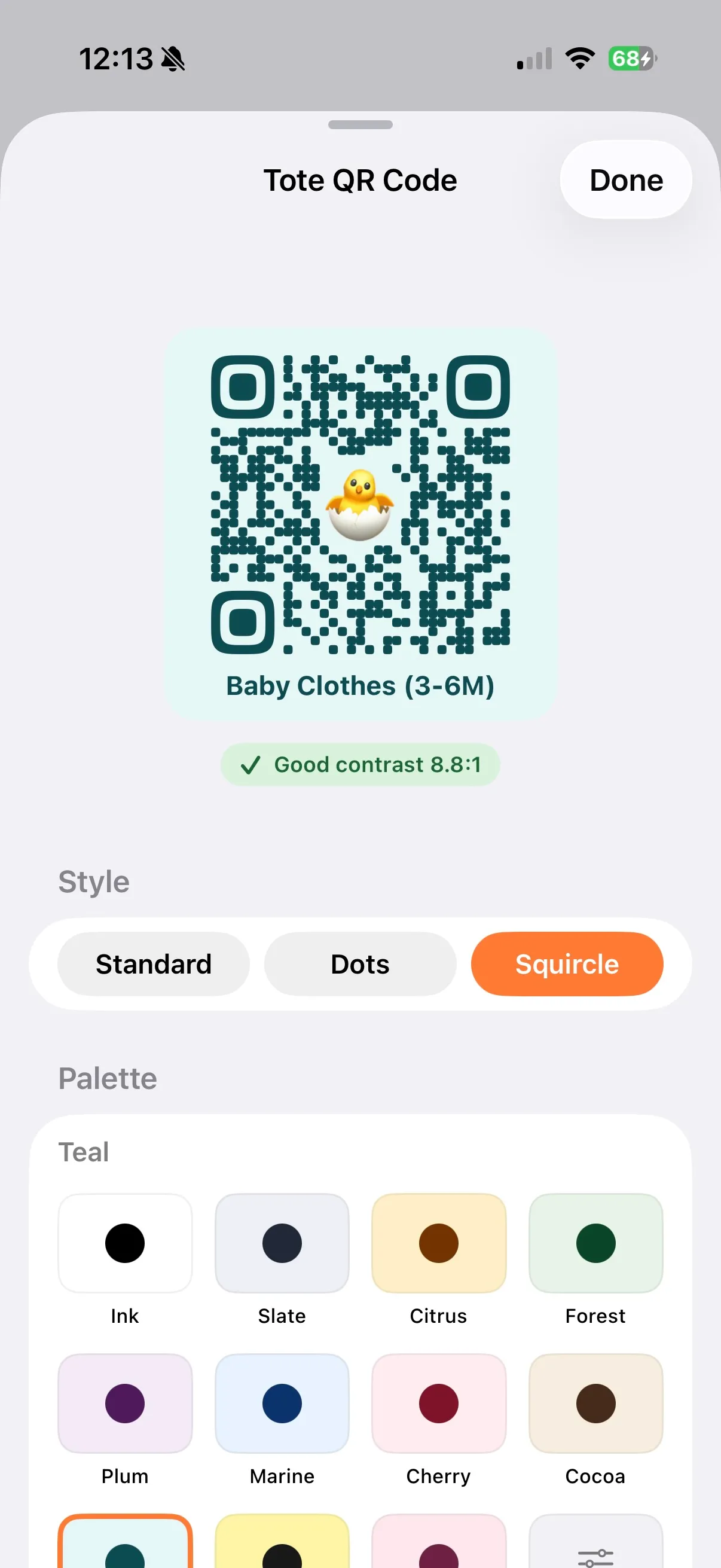 StowQR QR appearance editor on iPhone with palette presets and a live WCAG contrast badge